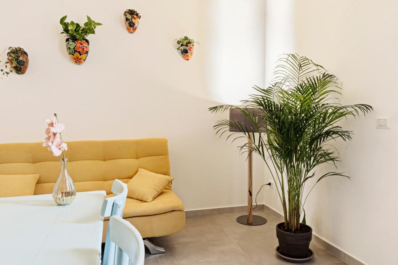 Melagrana Sweet Apartment In Centro A ليتشي المظهر الخارجي الصورة